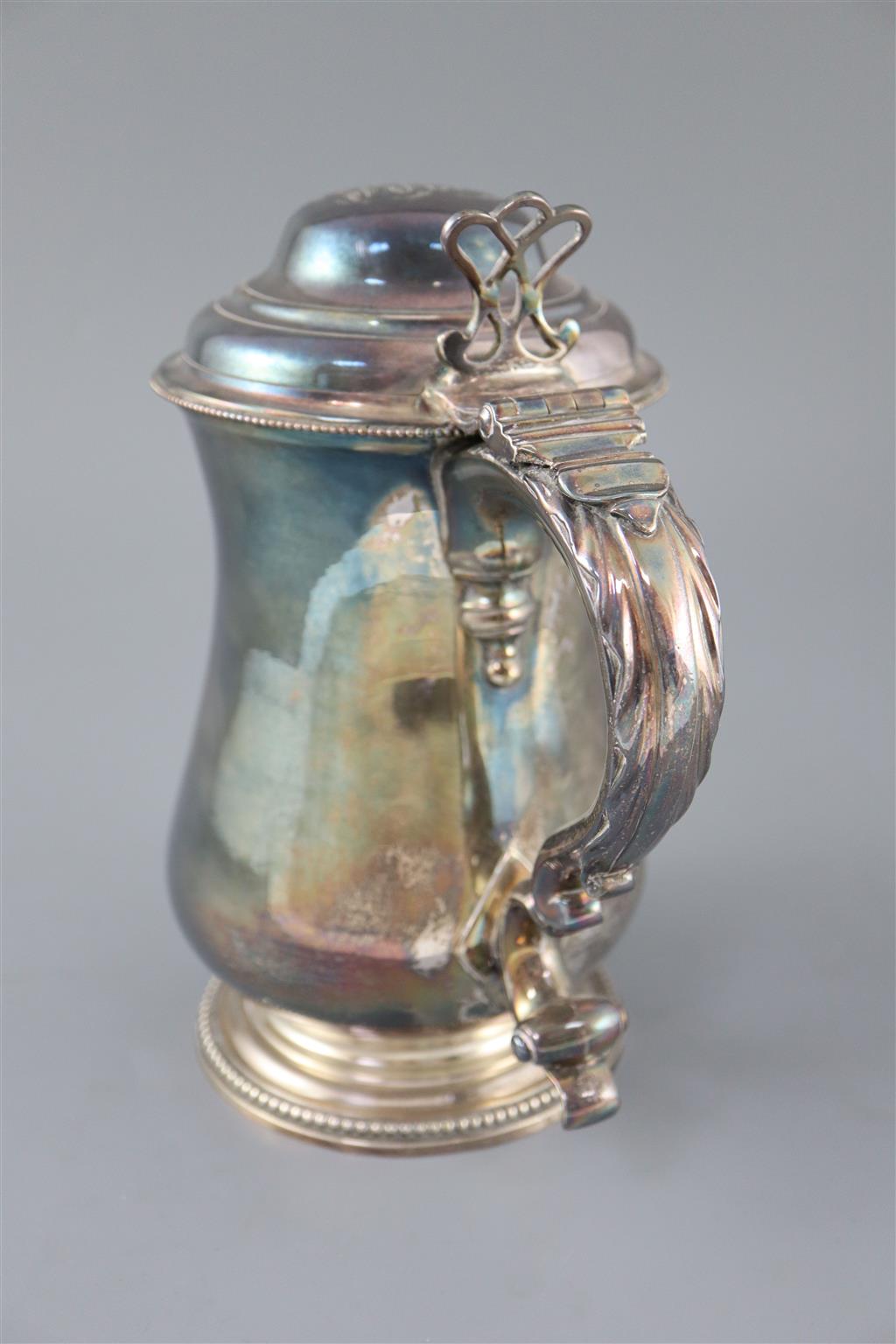 A George III silver tankard, by Thomas Chawner,